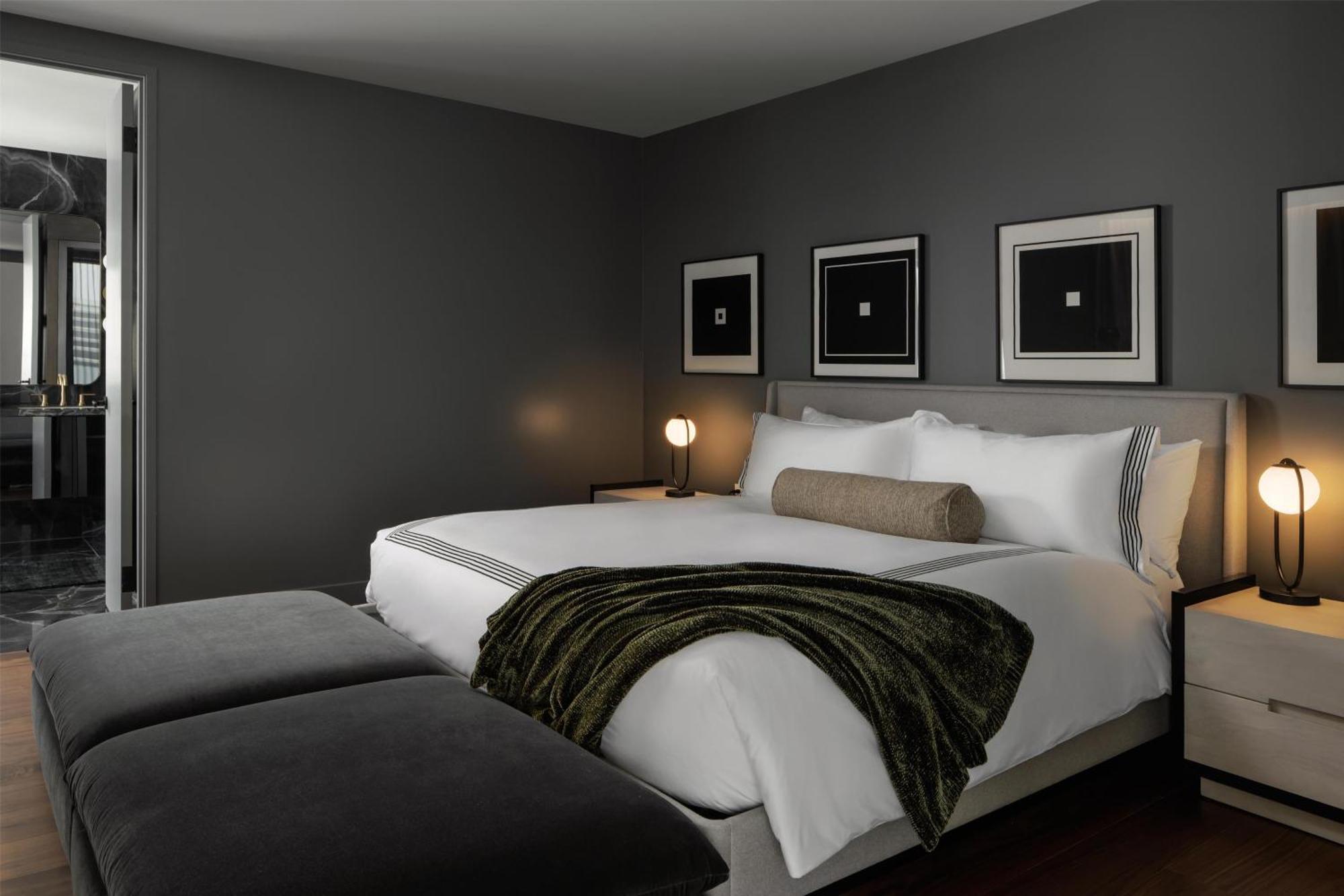 Thompson Houston, By Hyatt Hotell Exteriör bild